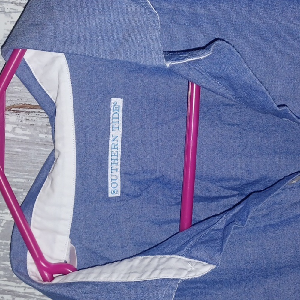 Southern Tide Blue Button Up Size 10 - Picture 2 of 4